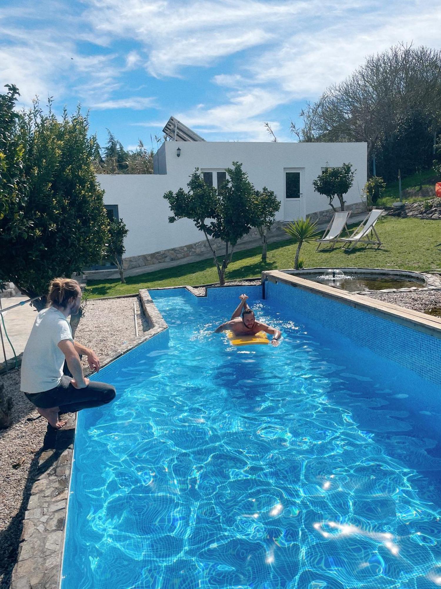 The Far End Surf House - Surf & Yoga Holidays Lourinhã Exteriér fotografie